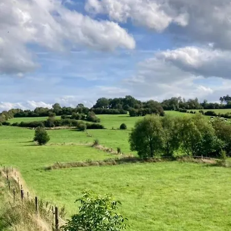 بيت للعطل Du Tellin