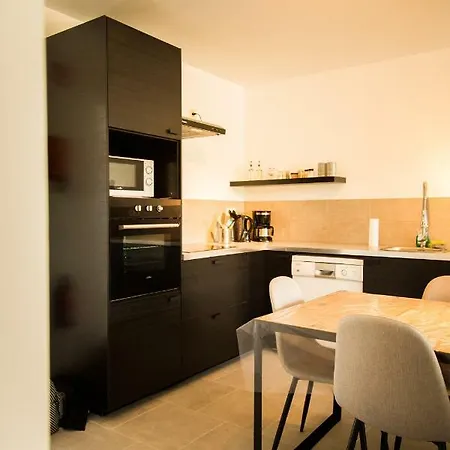 Du Tellin بيت للعطل