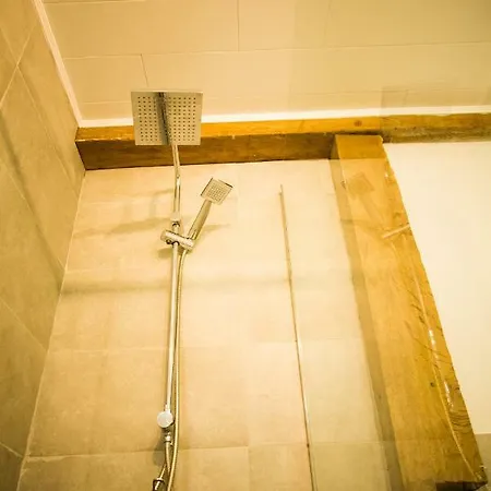 بيت للعطل Du Tellin *