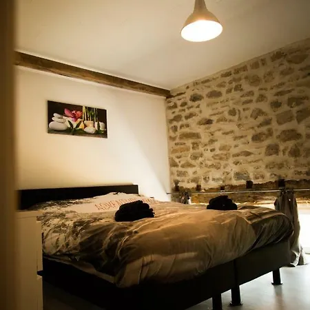 Du Tellin بيت للعطل *