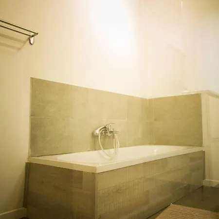 Du Tellin بيت للعطل